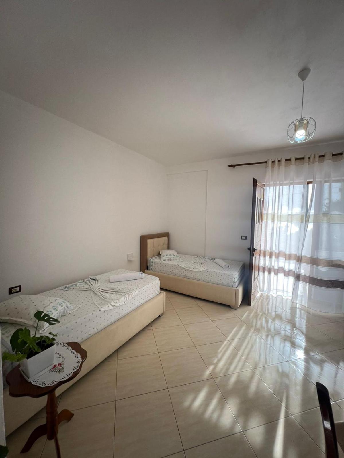 Teo Apartment Sarande Exterior photo