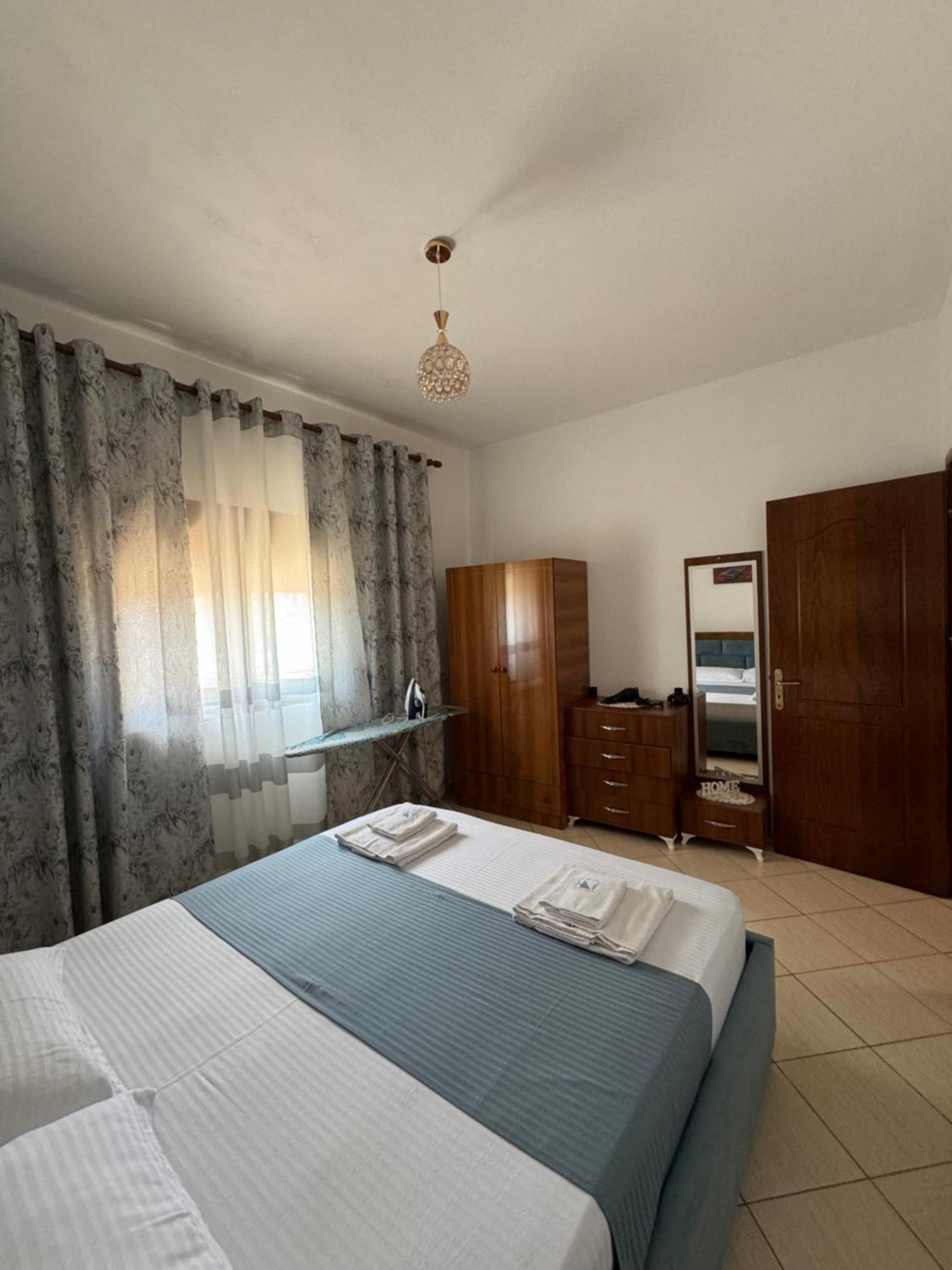 Teo Apartment Sarande Exterior photo